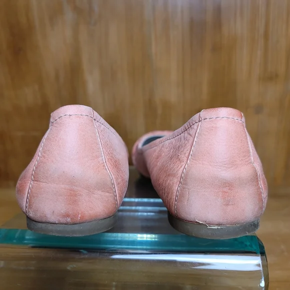 Ecco white washed orange round toe leather chain detail comfort flats - Picture 5 of 10